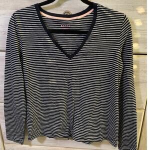 Boden Bundle Women's Cotton V-Neck Long Sleeve T-Shirts Size M Navy & Stripe 2pk